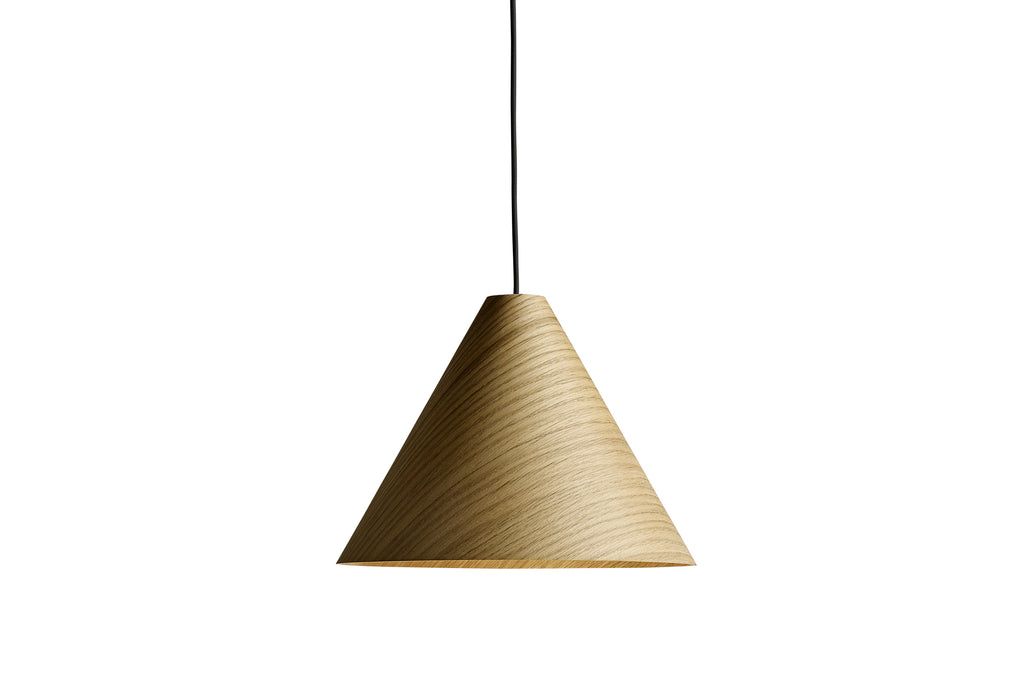 Lampe aus Eichenfurnier